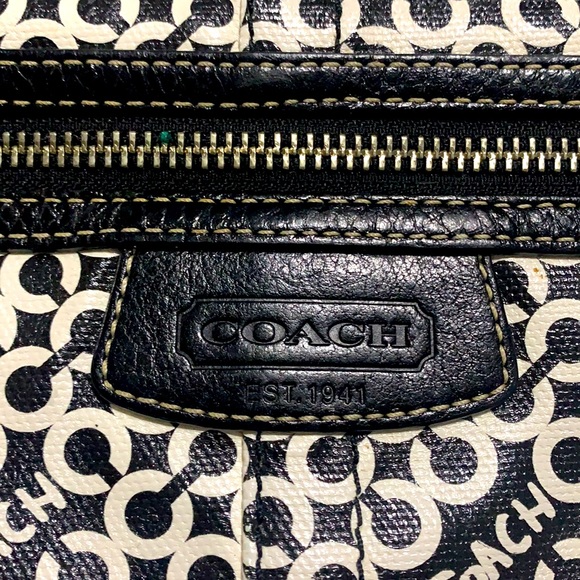 Coach black and white small purse / handbag - Picture 2 of 15